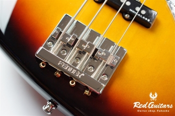 American Ultra Jazz Bass - Ultaraburst